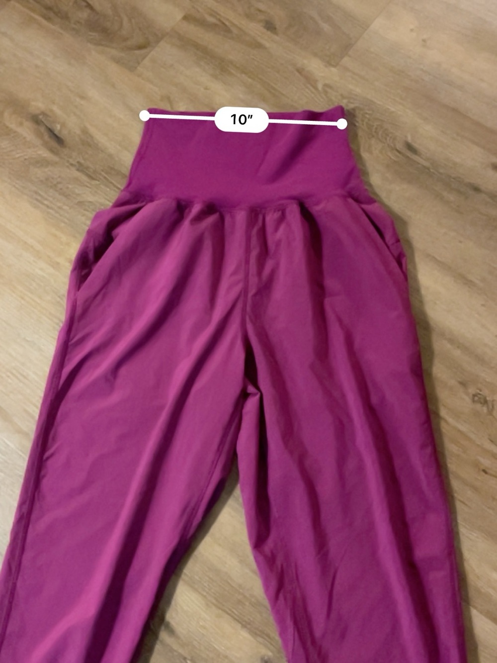 Lululemon Tranquil Crop size 2 - Picture 8 of 8